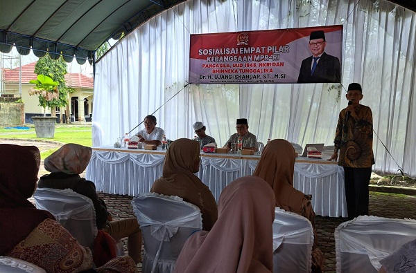Ujang Iskandar Sosialisasi Empat Pilar di Kalimantan Tengah