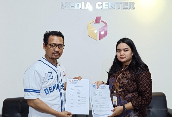 Terbukti Ada Penggelembungan Suara di Kendawangan, Demokrat Laporkan Pelanggaran Pidana ke Bawaslu Kalbar