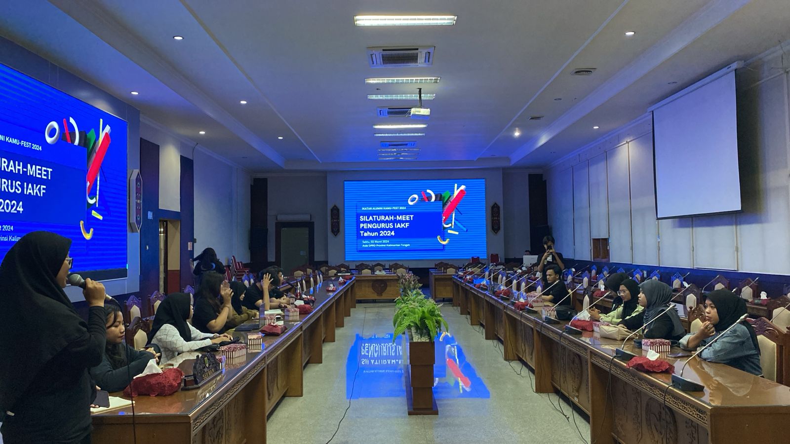 Perkuat Sinergi antar Pengurus, Ikatan Alumni KAMU-FEST Gelar Silaturahmi dan Bincang Bersama