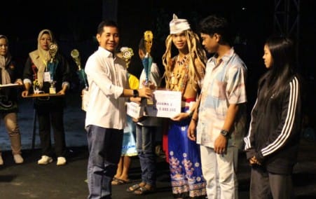 Peran Seni dan Budaya dalam Memperkuat Identitas Masyarakat Kobar