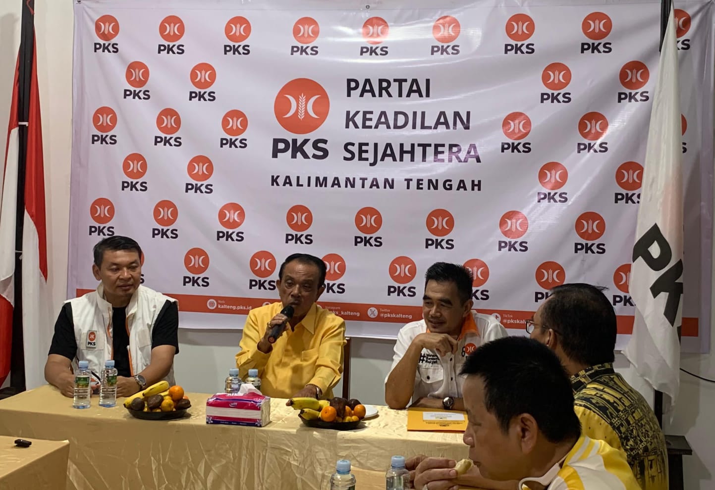 Sirajul Rahman: PKS Siap Bergabung dengan Golkar 