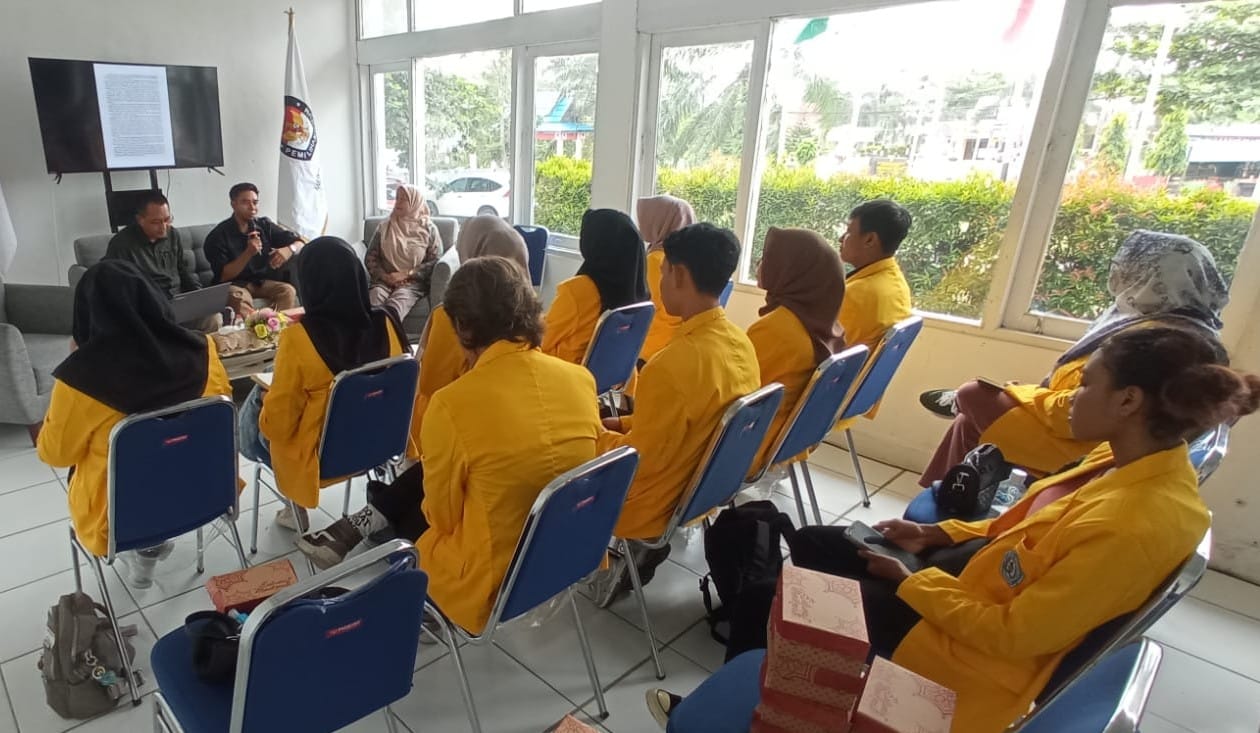 Kenalkan Demokrasi kepada Generasi Muda: KPU Kobar Sambangi Mahasiswa Universitas Antakusuma