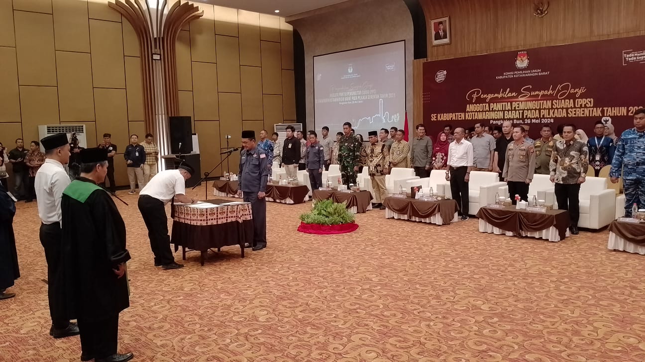 282 Anggota PPS Dilantik untuk Pilkada Serentak 2024 di Kotawaringin Barat