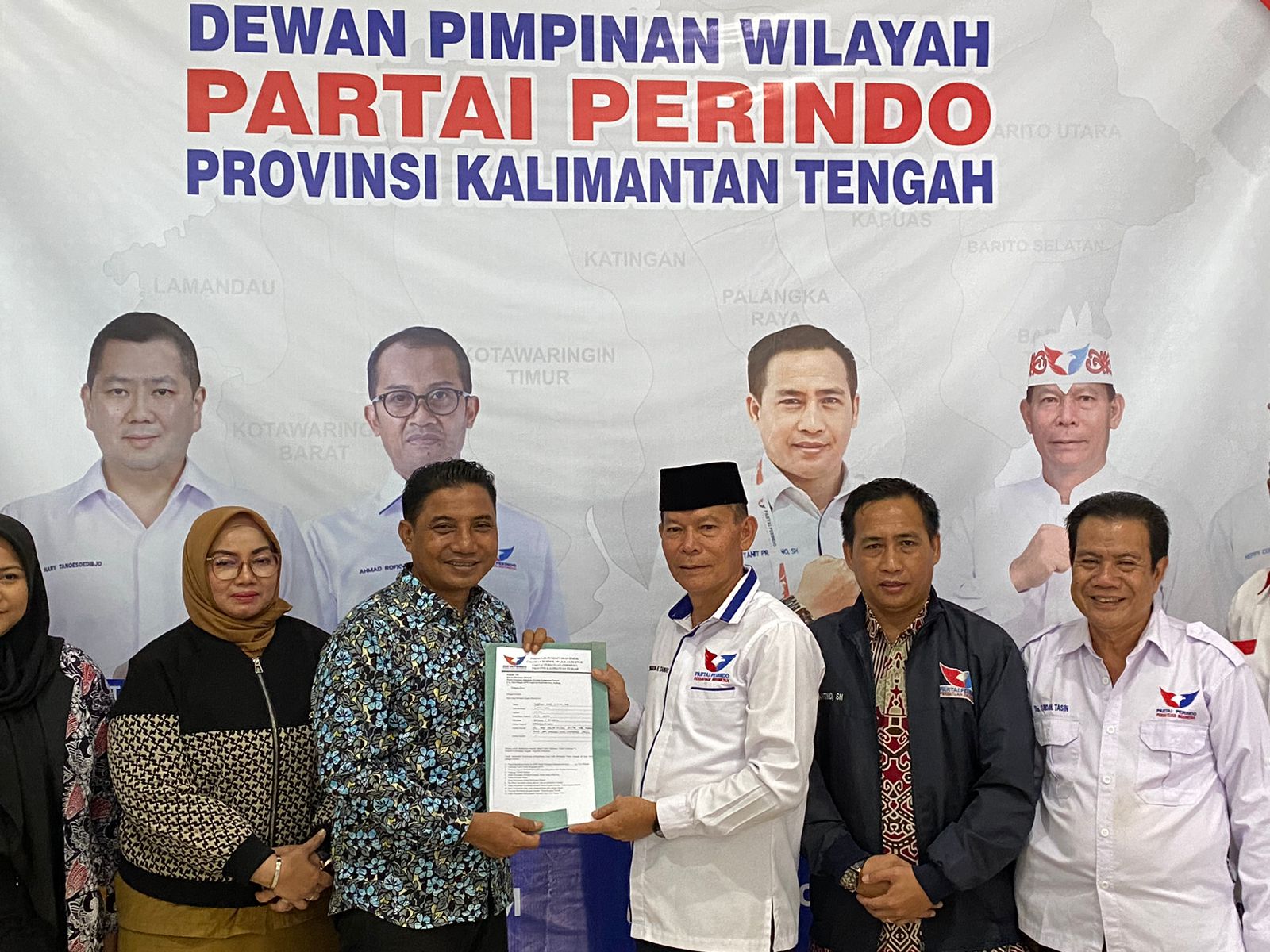 Partai Perindo Jadi Partai Terakhir Supian Hadi Mendaftar Cagub Kalteng