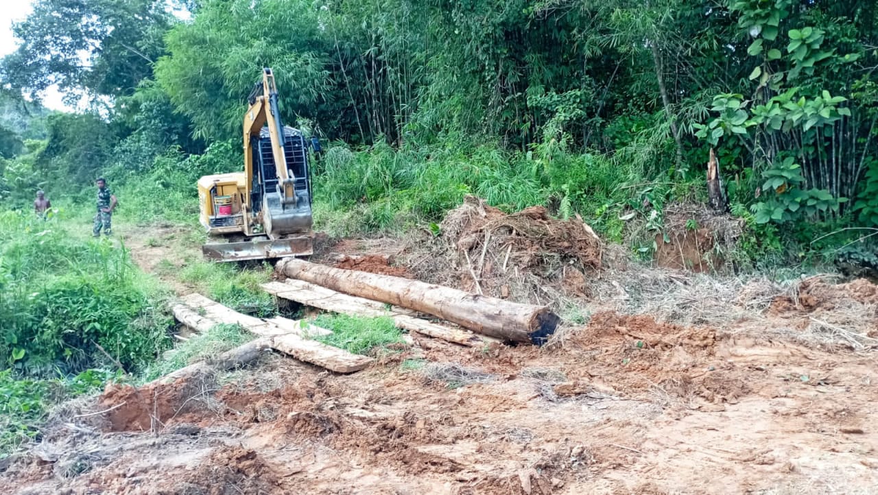 TMMD Imbangan Ke-120: Satgas Kodim 1017/Lmd Kerahkan Alat Berat untuk Suksesnya Pembangunan Infrastruktur