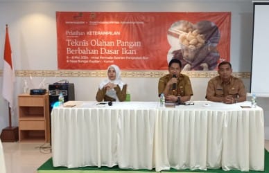 Pemberdayaan UMKM di Kobar: Pelatihan Pengolahan Pangan Lokal untuk Daya Saing Tinggi