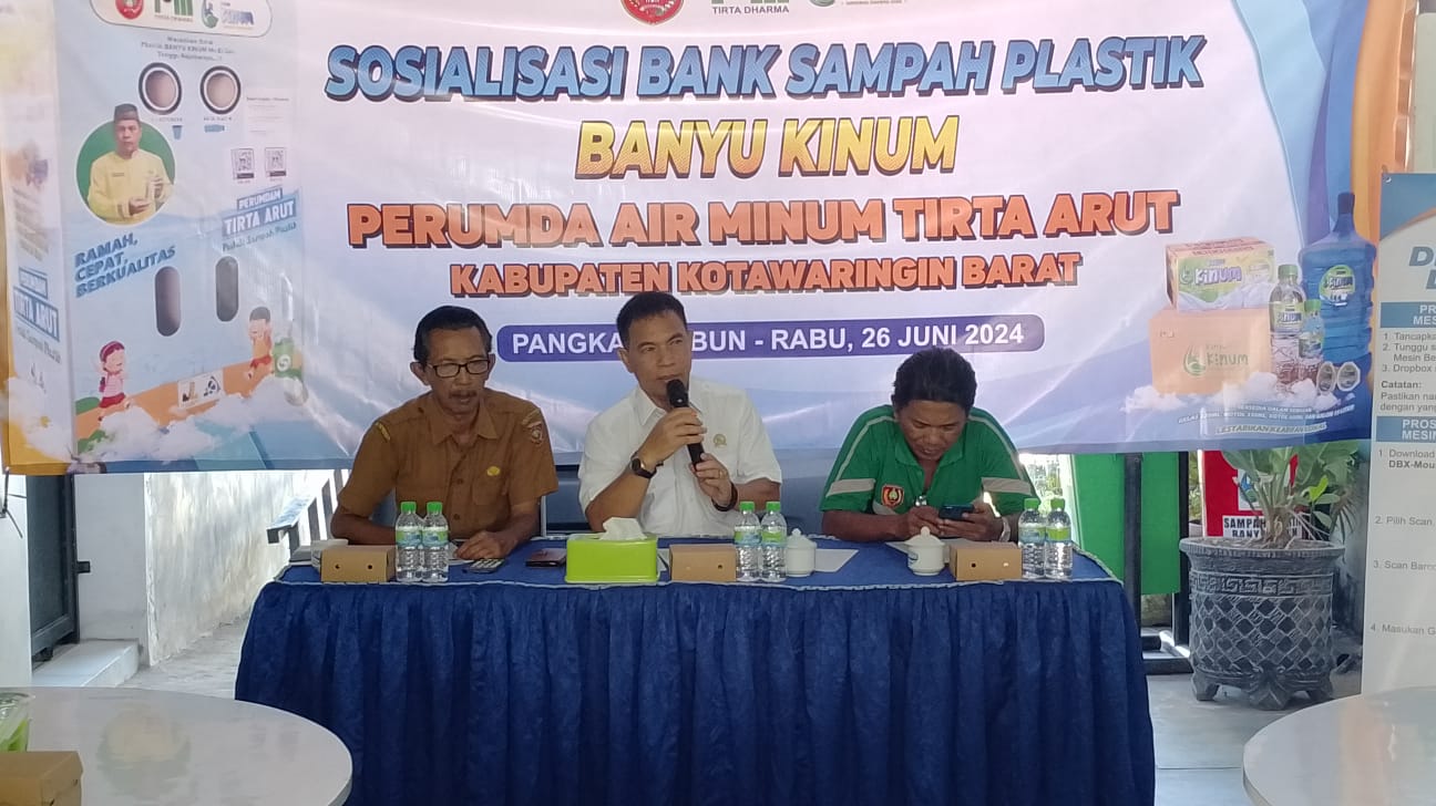 Bank Sampah Plastik Banyu Kinum untuk Lingkungan Bersih