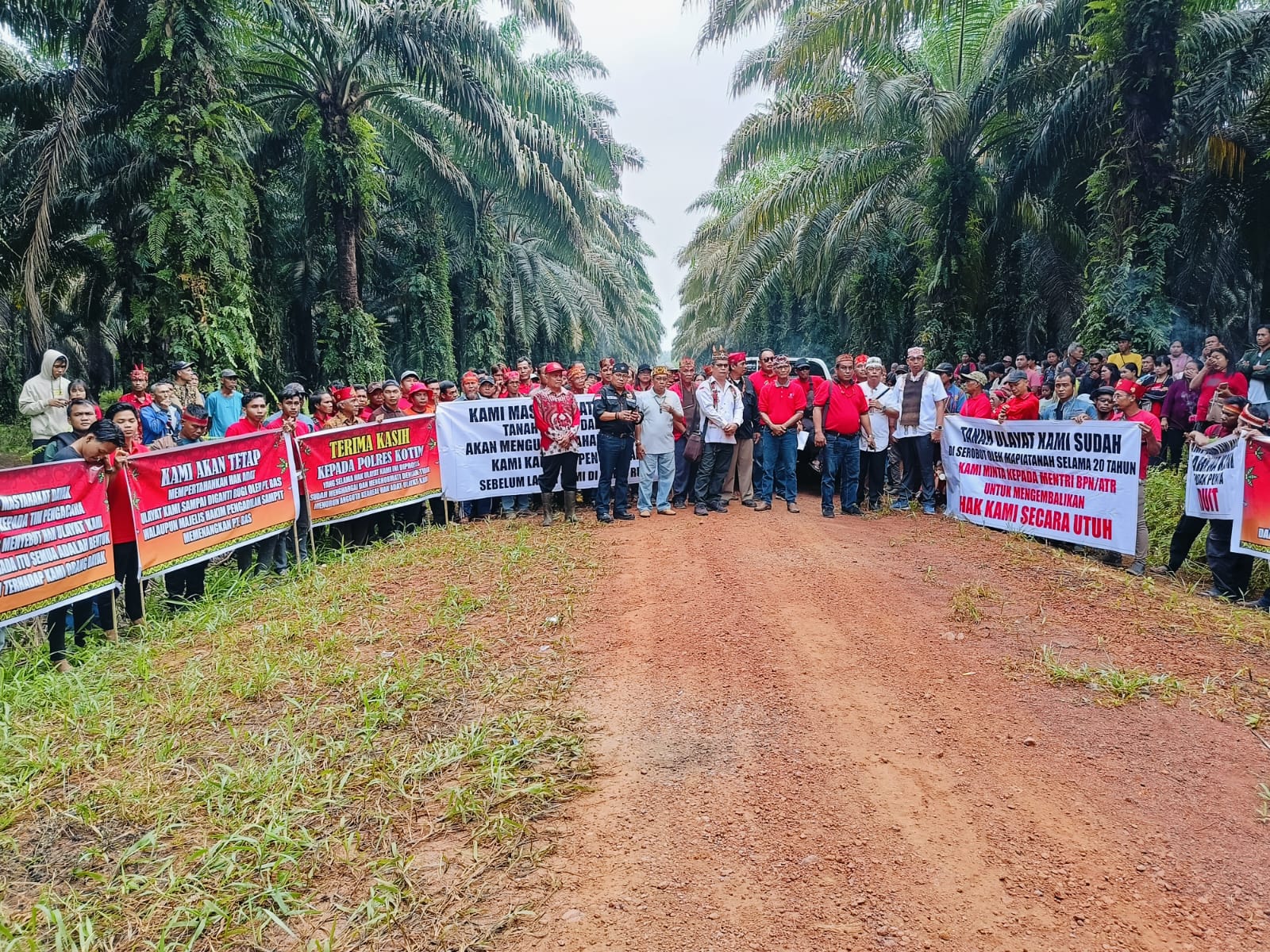 Nyaris Baku Hantam, Sidang Pemeriksaan Batal Lagi