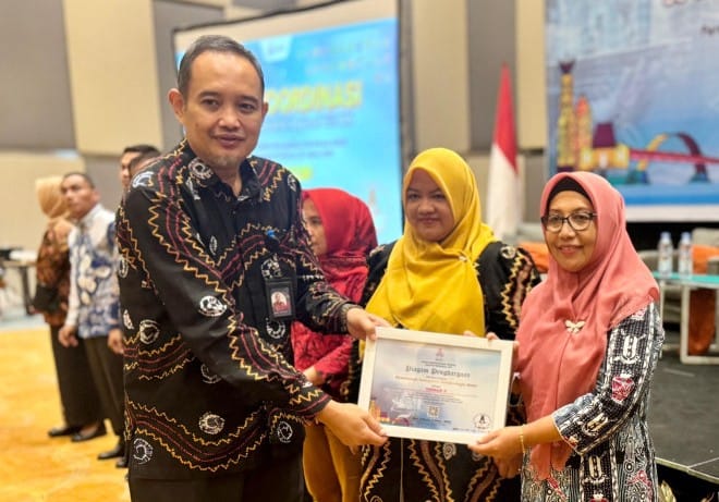 Pemkab Kotawaringin Barat Raih Penghargaan Terbaik di Bidang Kepegawaian