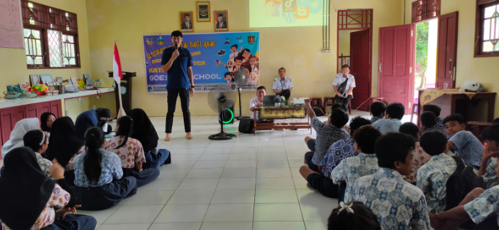 Diskominfostandi Harapkan Pelajar Bijak Bermedia Sosial