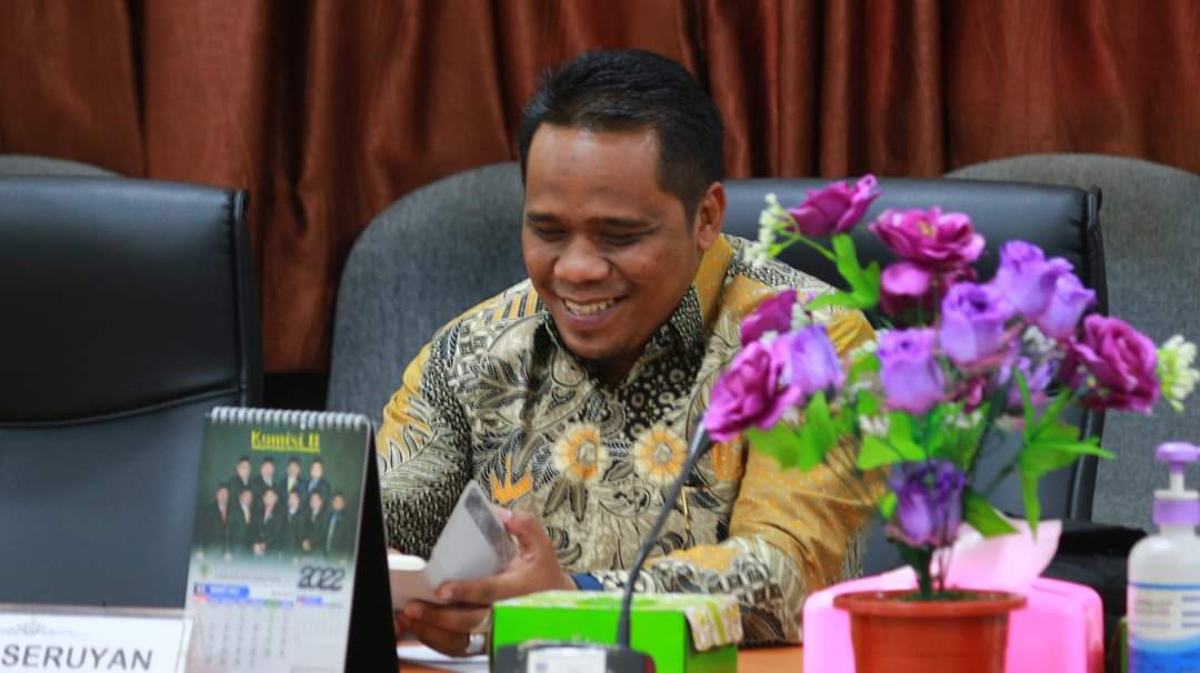 DPRD Seruyan Minta Disdik Programkan Bantuan Buku LKS di Setiap Sekolah