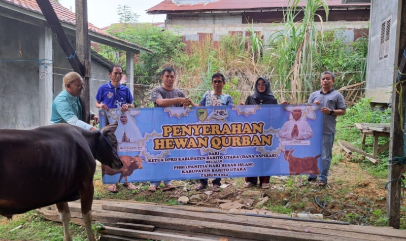 Ketua DPRD Barito Utara Sumbang Tiga Ekor Sapi Kurban