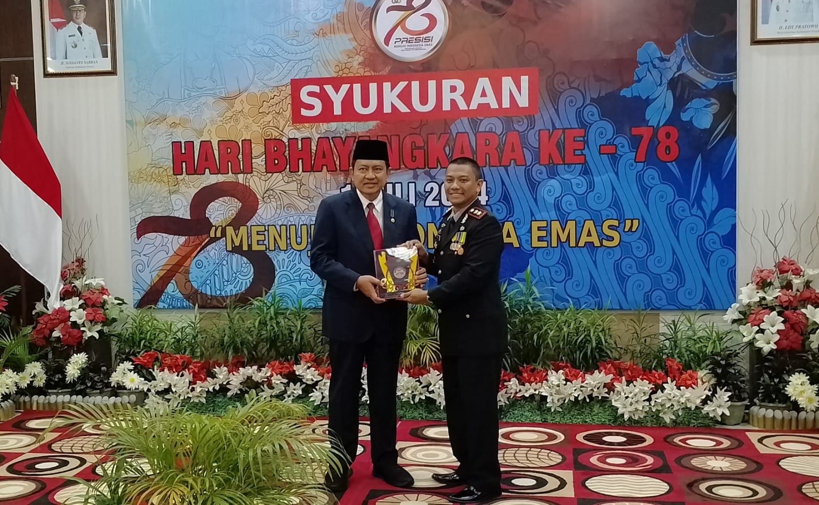 HUT Bhayangkara, Pj Bupati Kobar Ajak Tokoh Masyarakat Jaga Keamanan Jelang Pilkada 2024