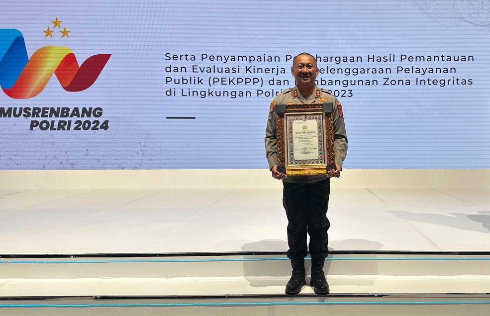 Ciptakan Lingkungan Kerja Bersih, Kapolres Lamandau Terima Penghargaan WBK 2023