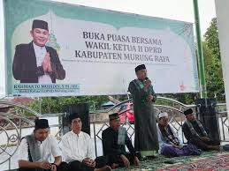 Rahmanto Muhidin Janji Perbaiki Masjid di Kelurahan Muara Laung
