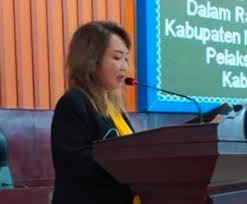 Legislator Perempuan Ini Ajak Para Siswa Stop Bullying
