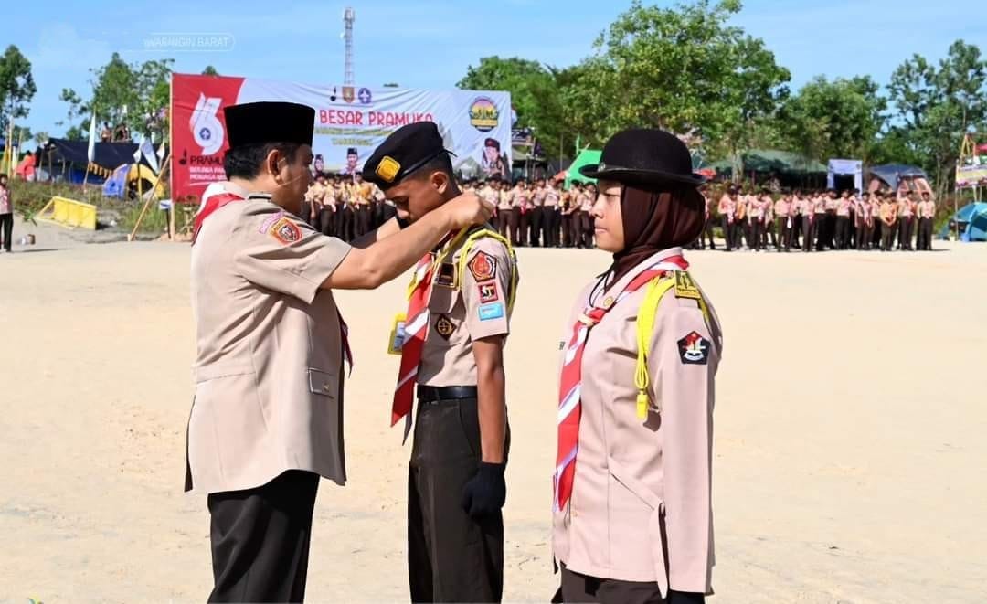 Pj Bupati Resmi Buka Kemah Besar Pramuka Kobar 2024, Dorong Penguatan Karakter dan Nasionalisme