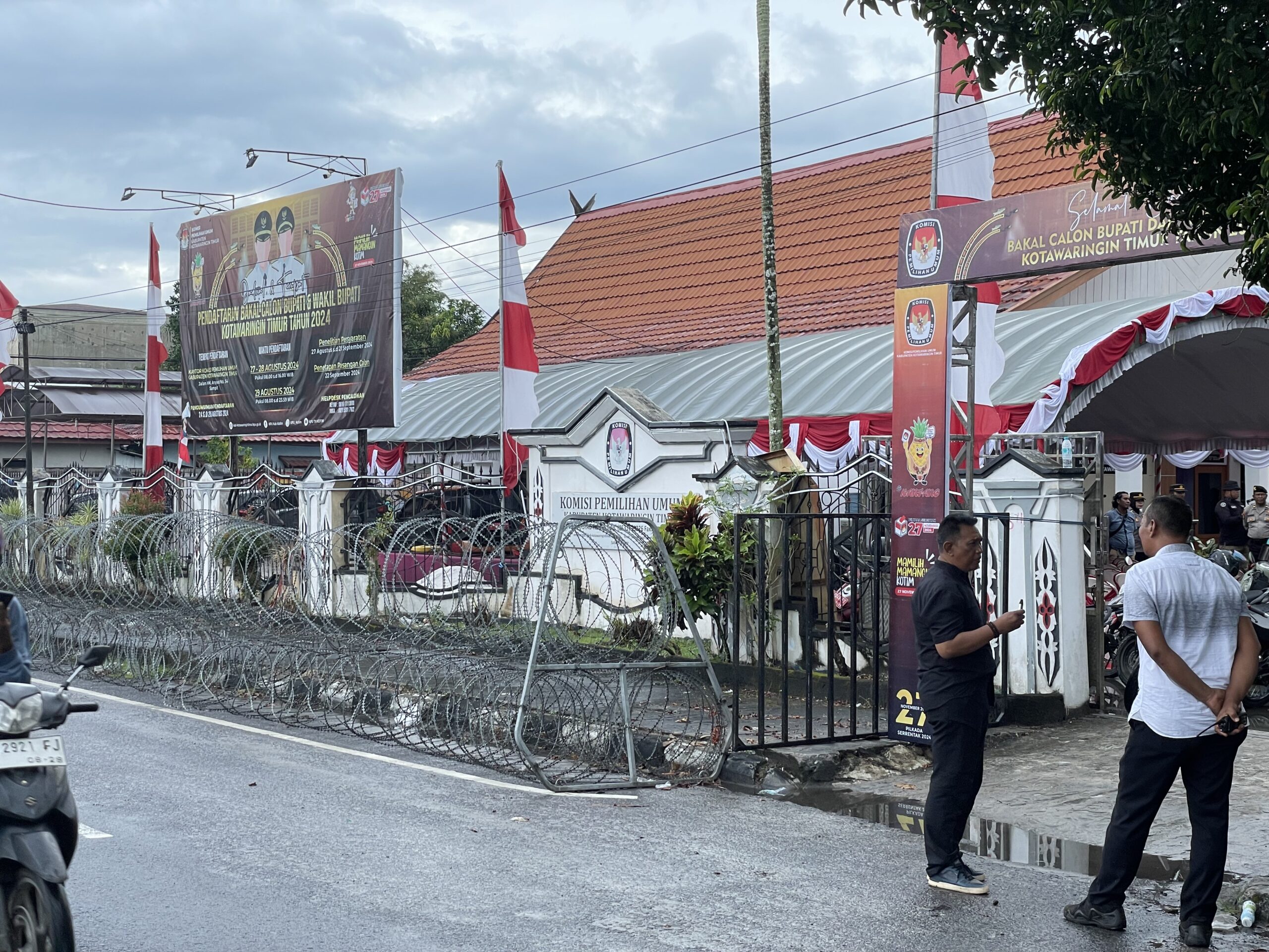 Rekayasa Arus Lalu Lintas Dilakukan di Depan Sekretariat KPU Kotim