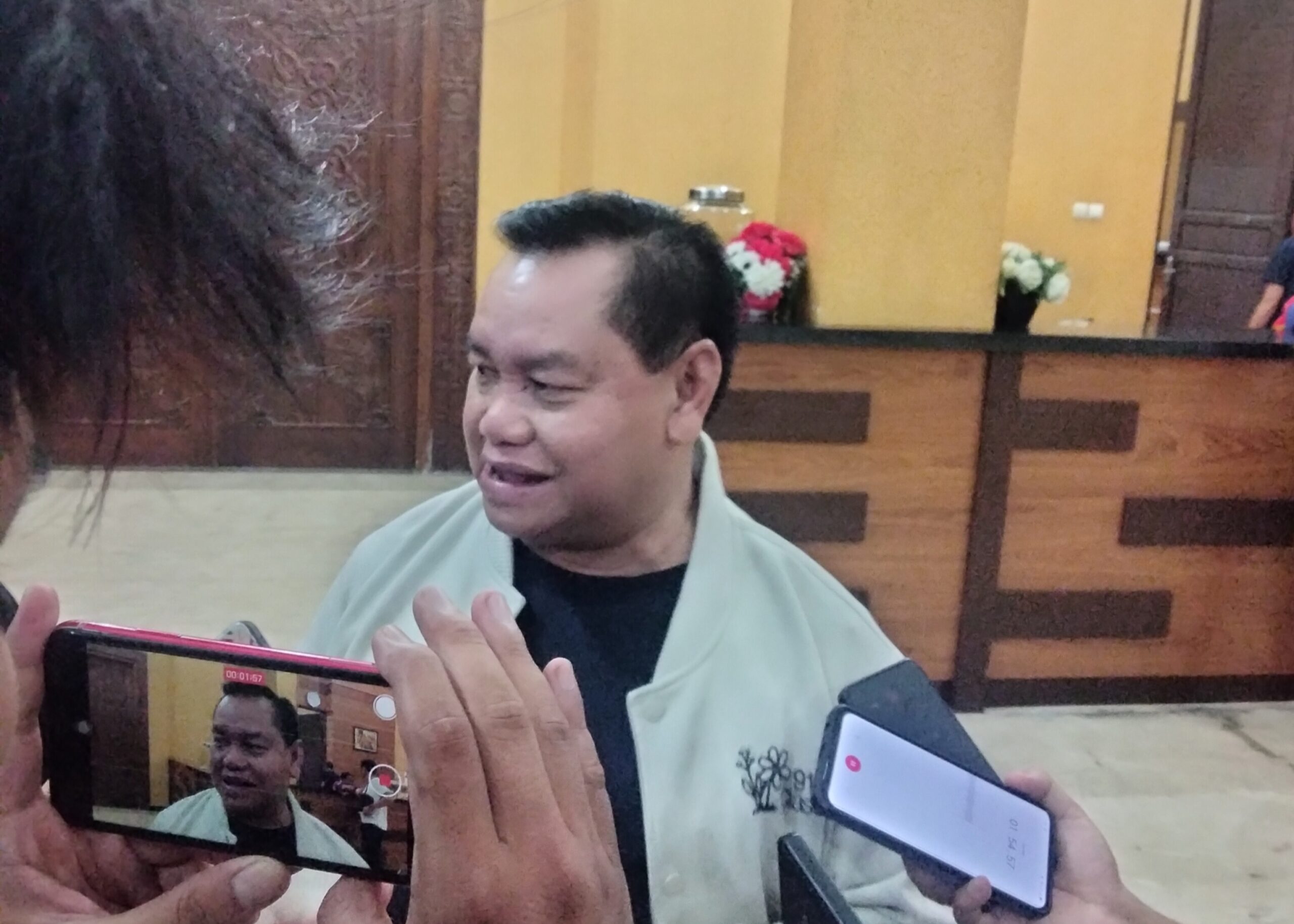 Pemkab Kotim Terus Lobi Pemerintah Pusat Untuk Desa yang Belum Terjangkau listrik PLN