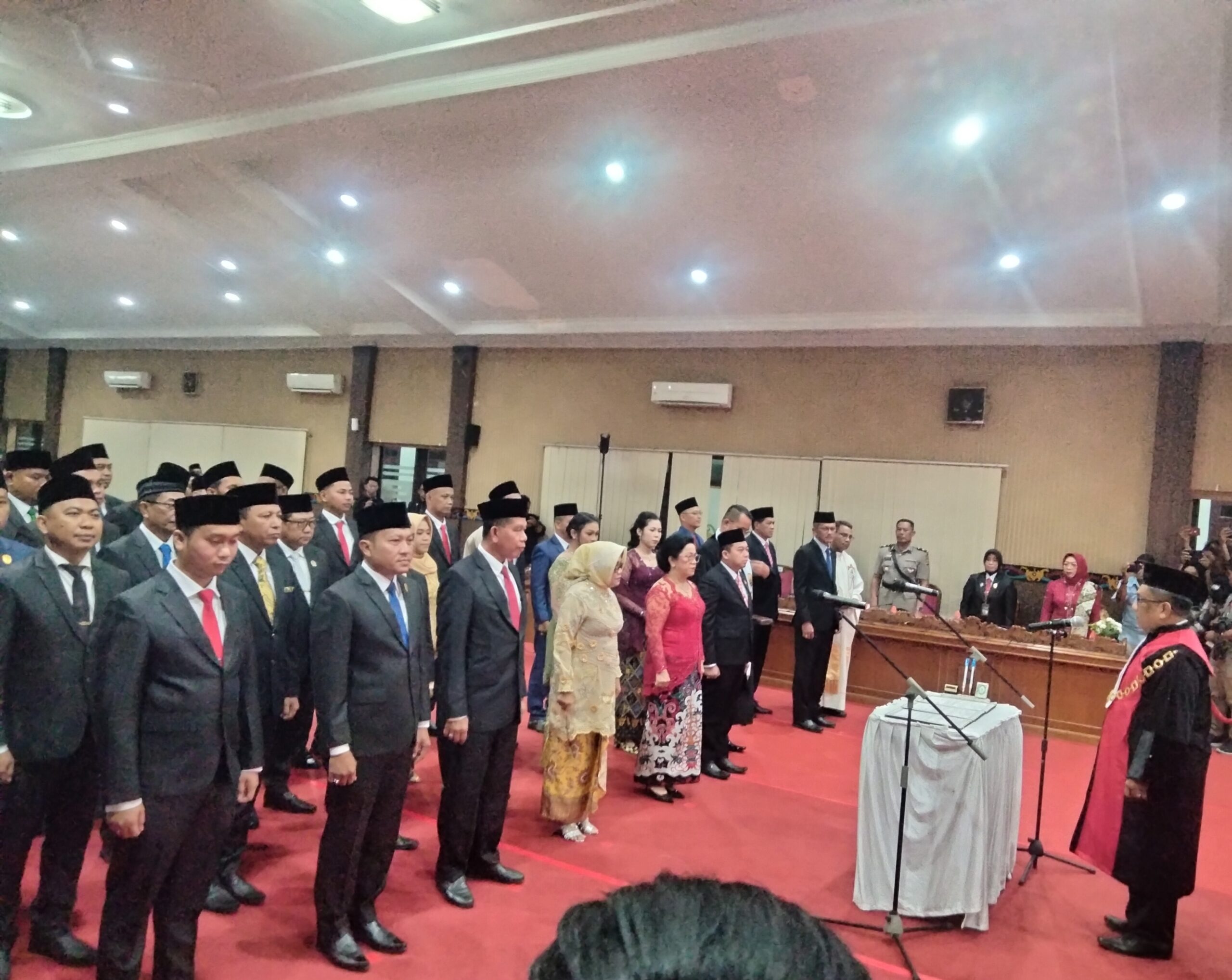40 Anggota DPRD Kotim Resmi Dilantik, Ini Nama-Namanya