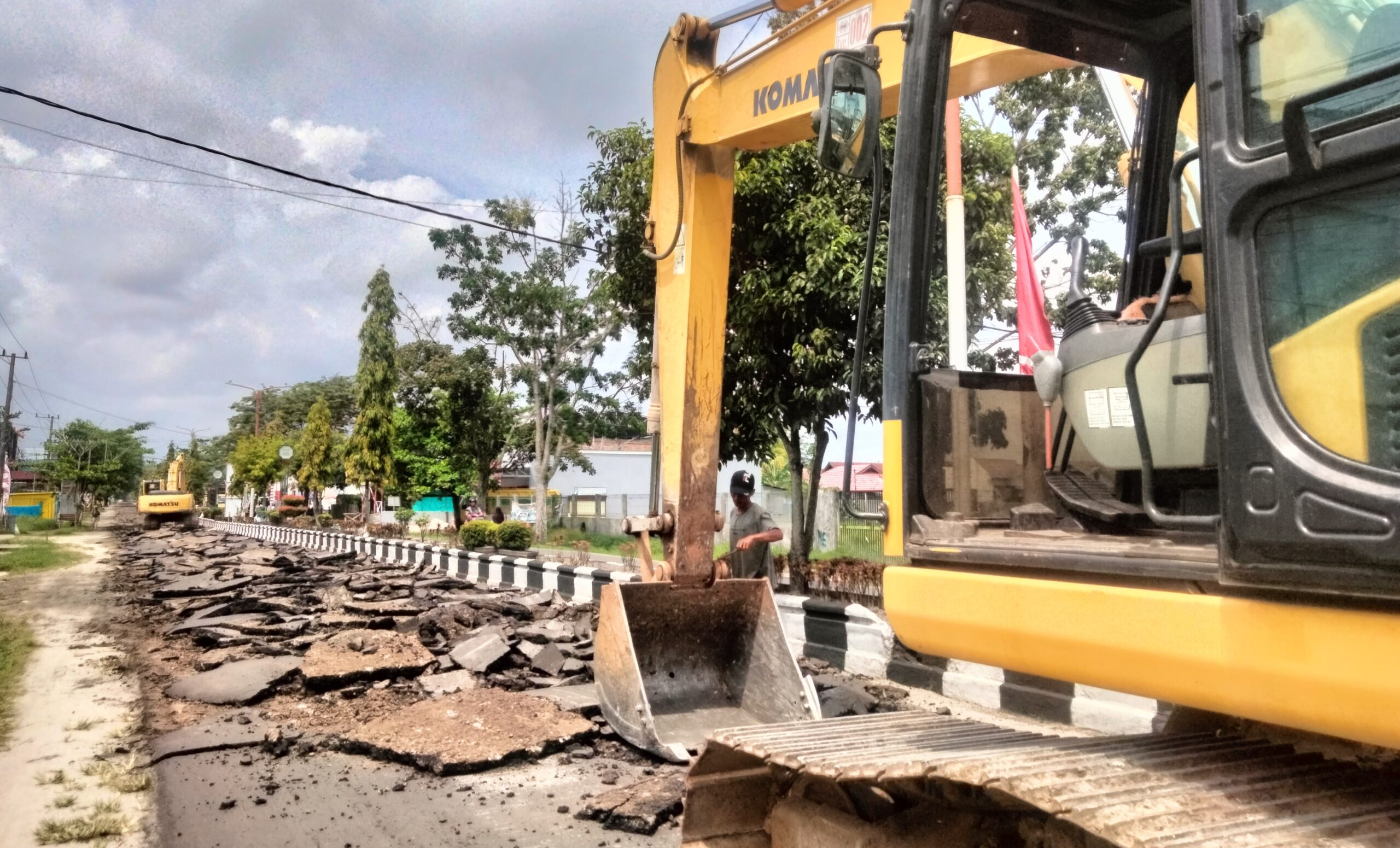 Rekontruksi Jalan HM Arsyad Sampit Dikebut, Targetkan selesai Lebih Cepat