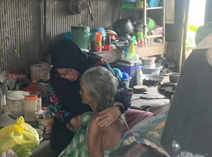 Wabup Kotim Blusukan ke Warga Kurang Mampu dan Meninjau Pemasangan Listrik