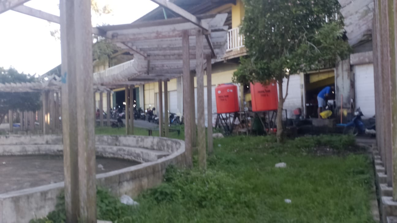Telan Anggaran Rp 4 Miliar, Taman Sungai Bu’un Kini Terbengkalai, Warga Menyesalkan Kondisi Memprihatinkan
