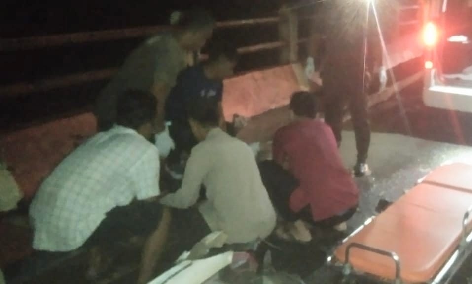 Seorang Remaja Meninggal Tabrak Truk Parkir Bermuatan Batu di Jembatan Sugianto Sabran
