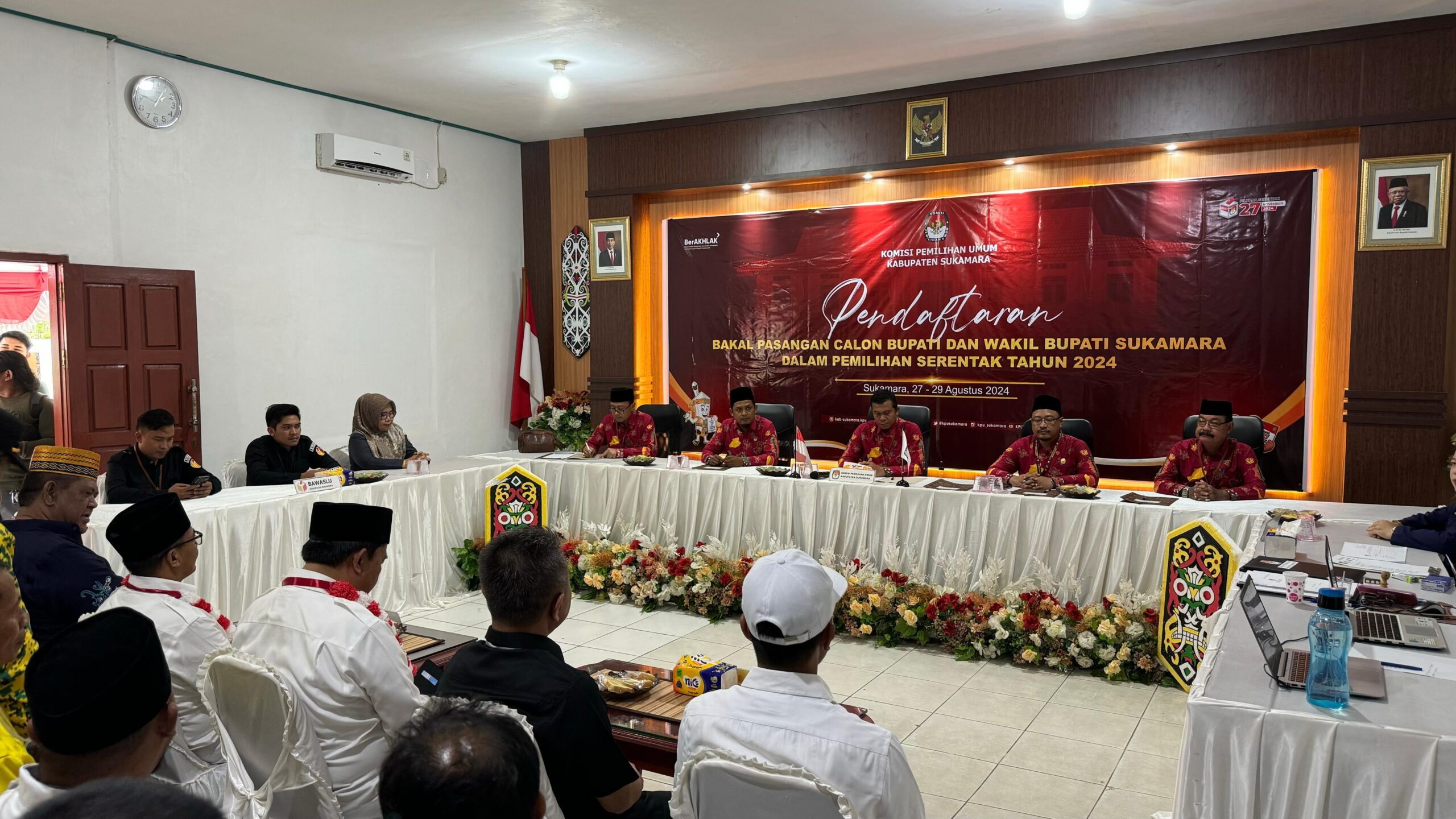 Bawaslu Sukamara Awasi Pendaftaran Pasangan Kaspinor-Jondi di KPU