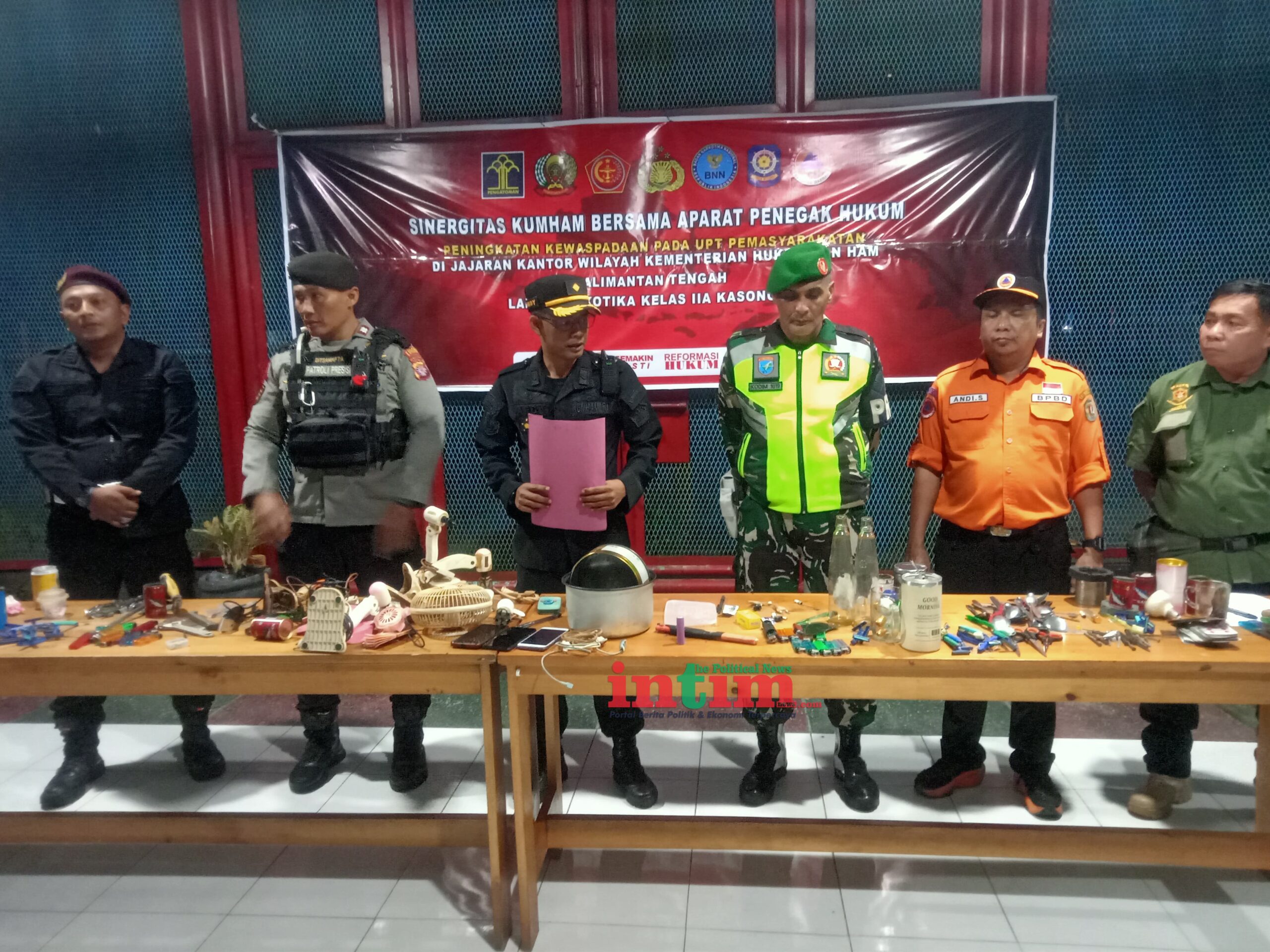 Razia Gabungan dalam Lapas Kelas IIA Kasongan, Ini Barang yang Ditemukan!