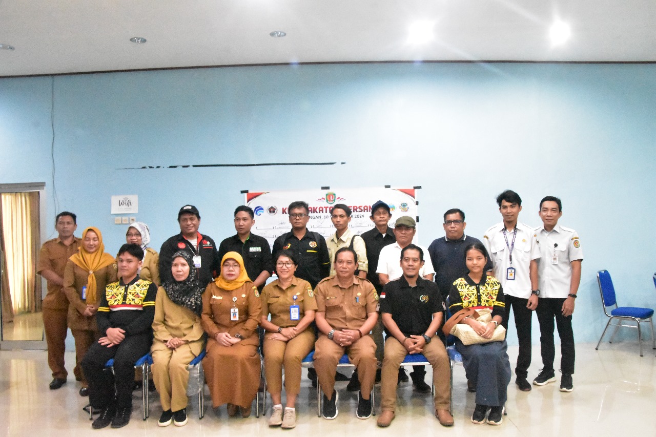 Diskominfo Teken Kesepakatan Bersama PWI Katingan Soal Tayangan Layak Anak