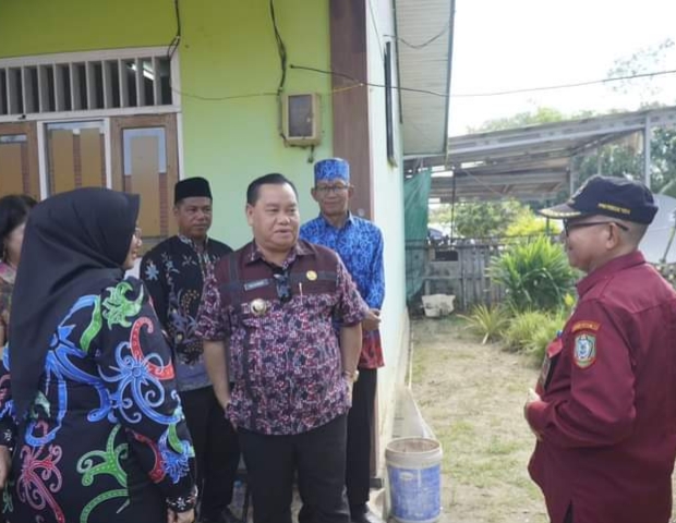 Pemkab Kotim Launching Pemasangan Perangkat VSAT dari Bakti-1 di MTs Darussalam