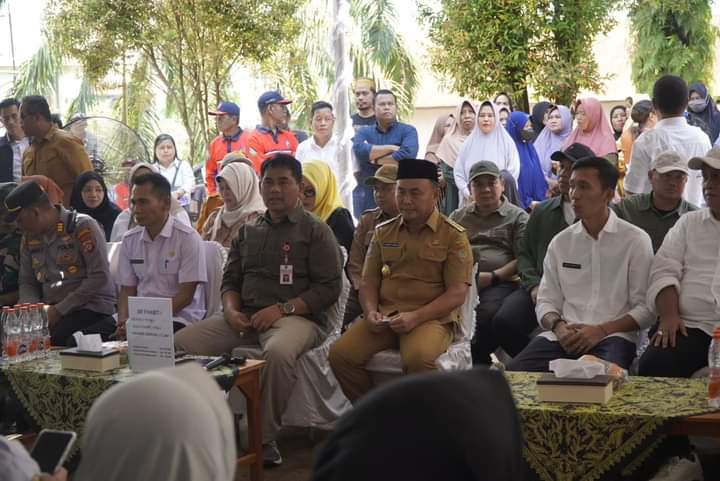 Pjs Bupati Kotim Dampingi Gubernur Kunker di Kecamatan Parenggean