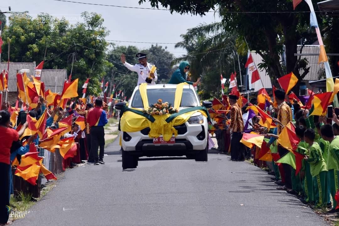 Desa Sabuai Raih Penghargaan Nasional, Pemkab Kobar Gelar Pawai Meriah