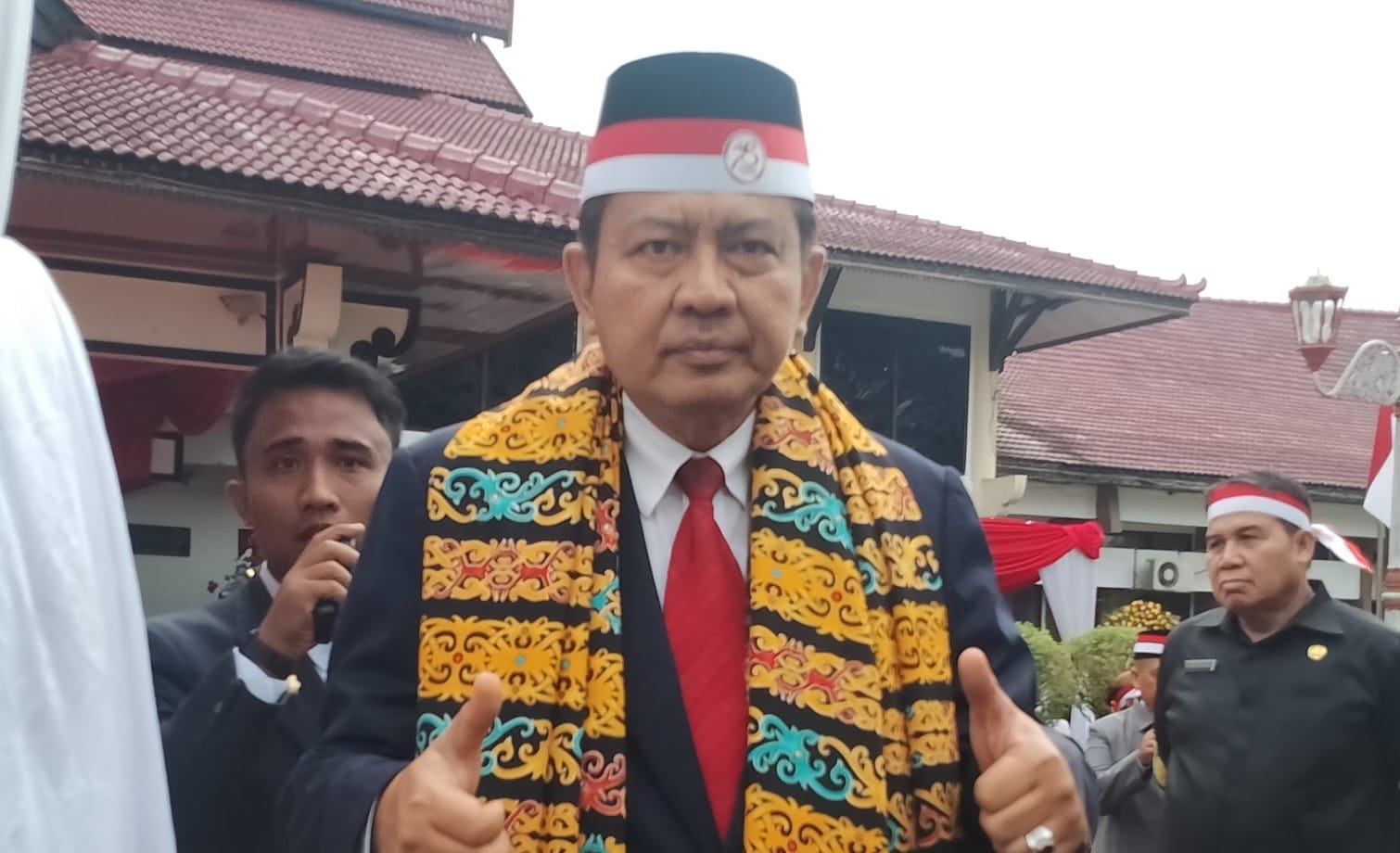 Pj Bupati Kobar Ingatkan ASN Jaga Etika di Medsos