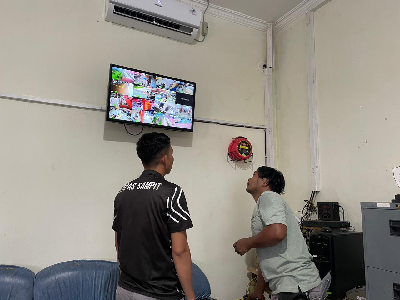 Lapas Sampit Lakukan Perawatan CCTV, Upaya Tingkatkan Keamanan dan Pengawasan