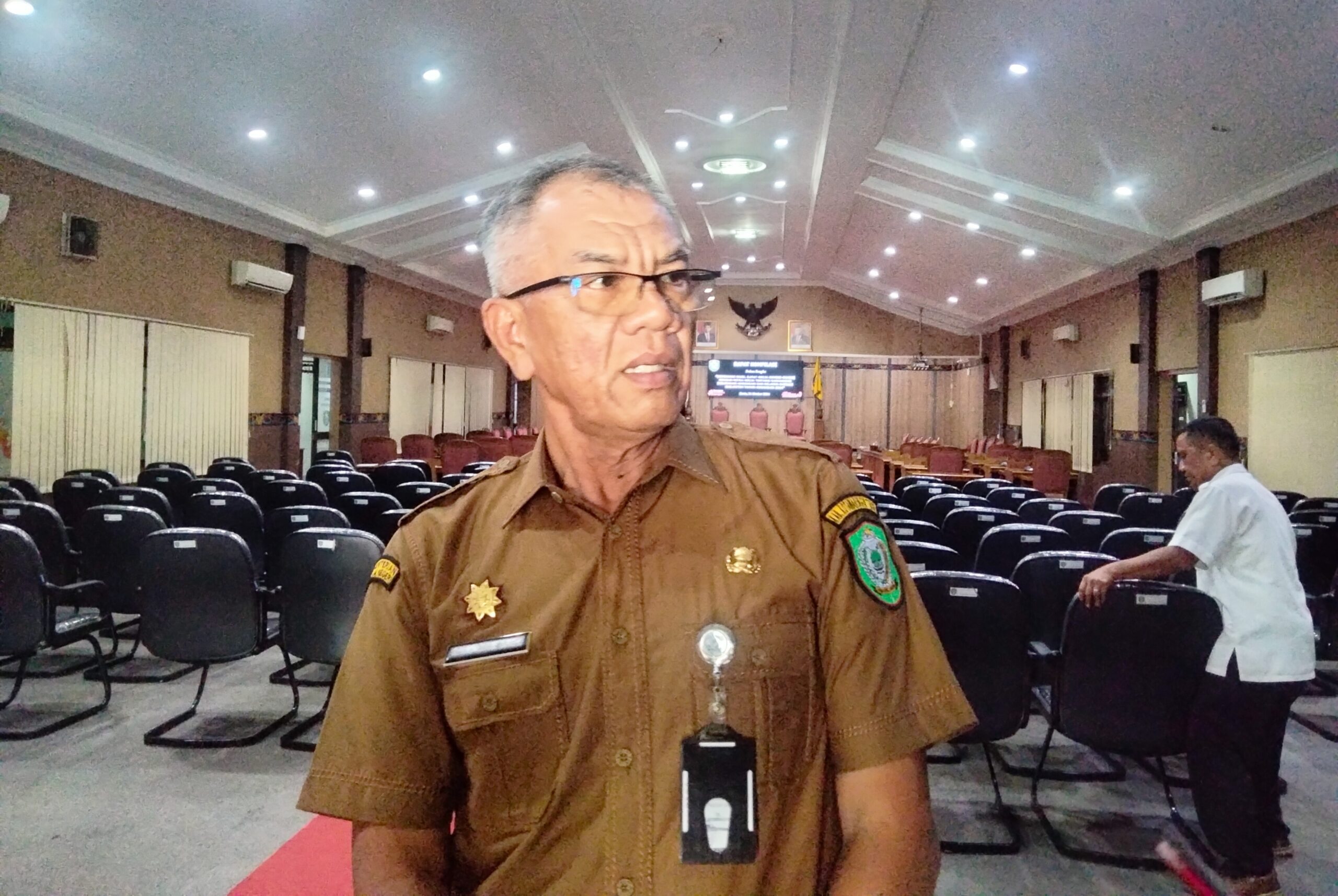 Proyek Puskesmas Parenggean Mangkrak, PJ Sekda Kotim Ancam Kontraktor Diblacklist