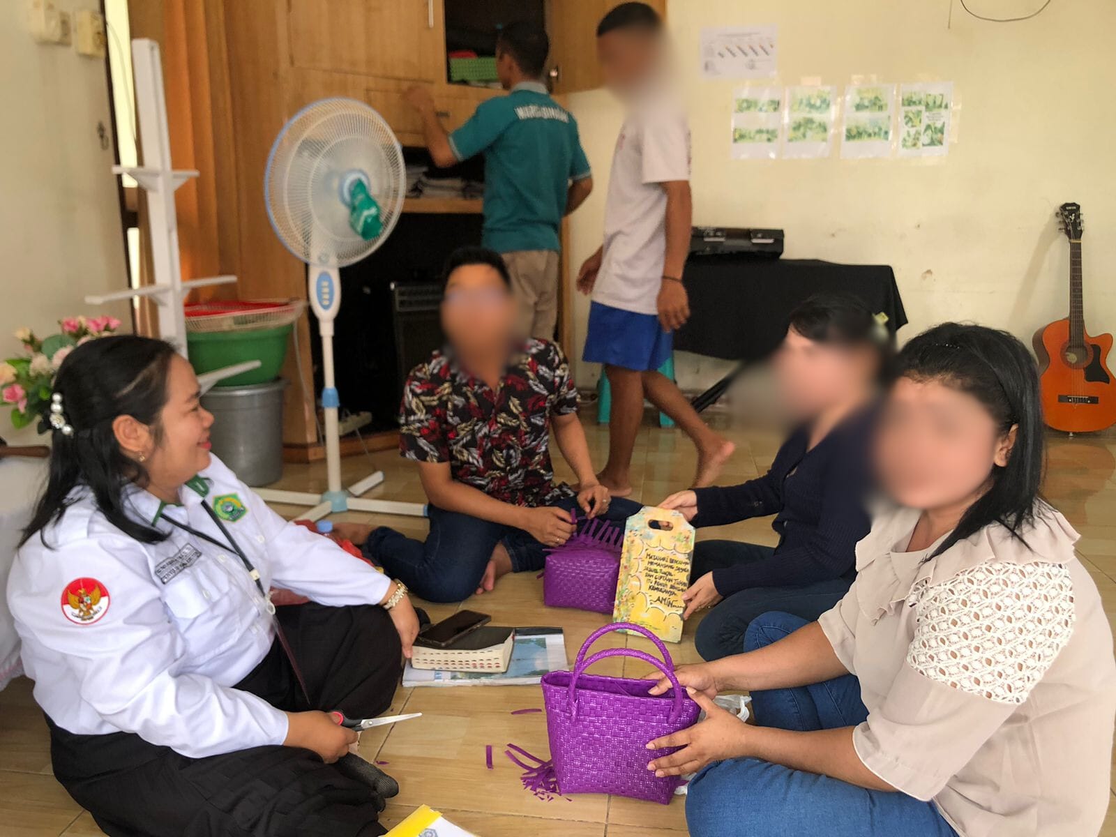 Warga Binaan Nasrani Lapas Sampit Ikuti Pembinaan Kerohanian dan Pelatihan Karya Seni