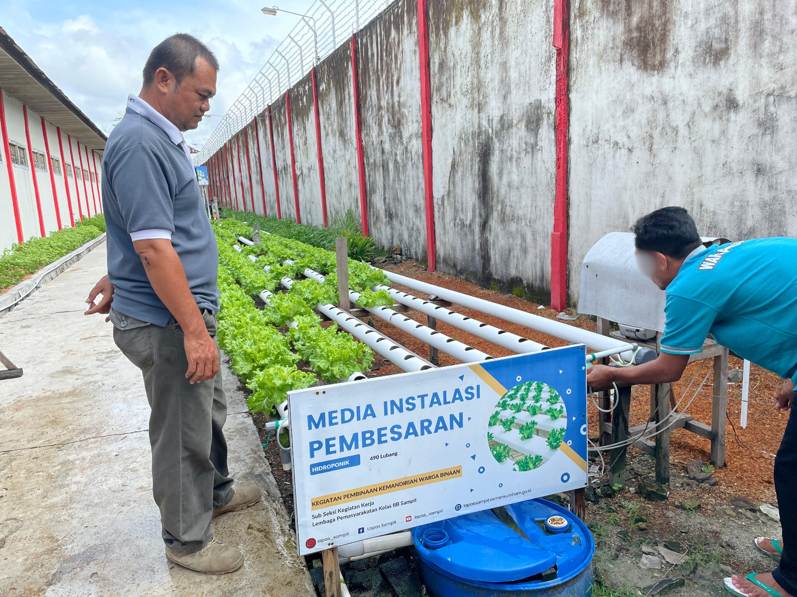 Perawatan Instalasi Hidroponik Sebagai Bekal Kemandirian Warga Binaan di Lapas Sampit