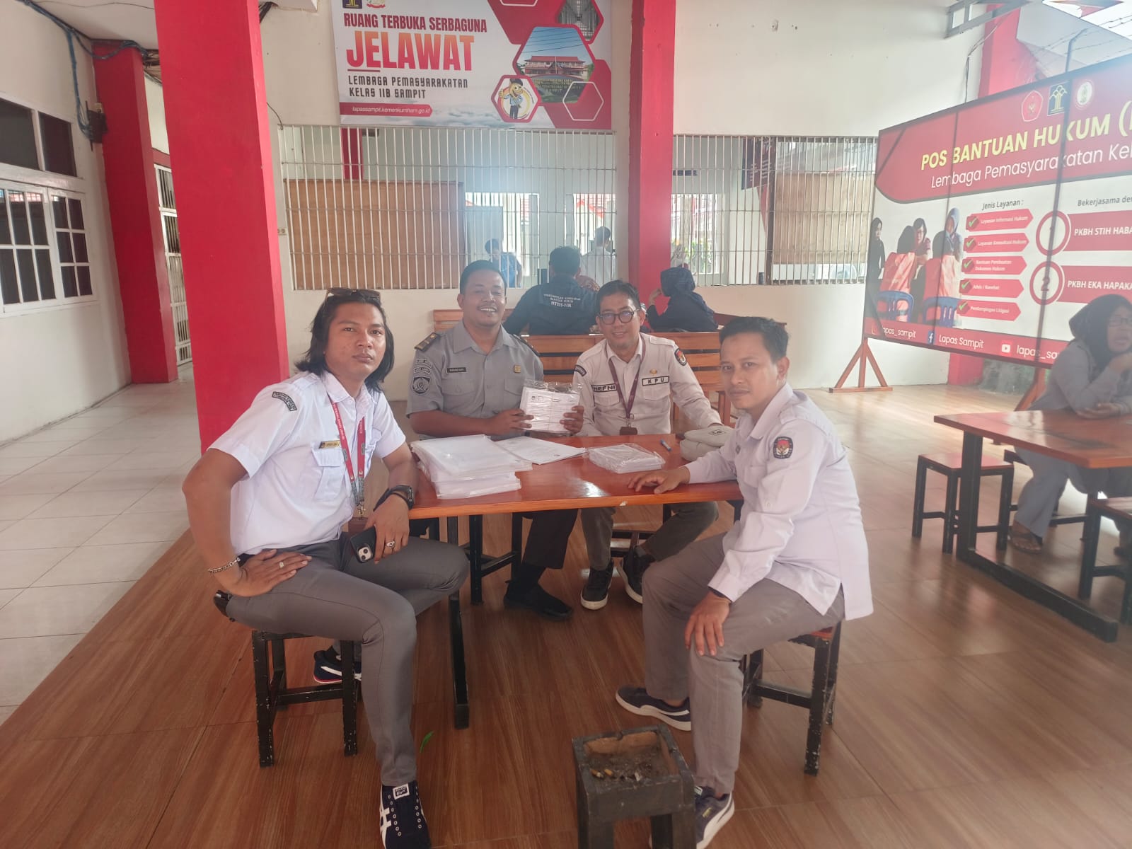 Siap Sukseskan Pilkada, Lapas Sampit Terima Formulir C dari KPU Kotim