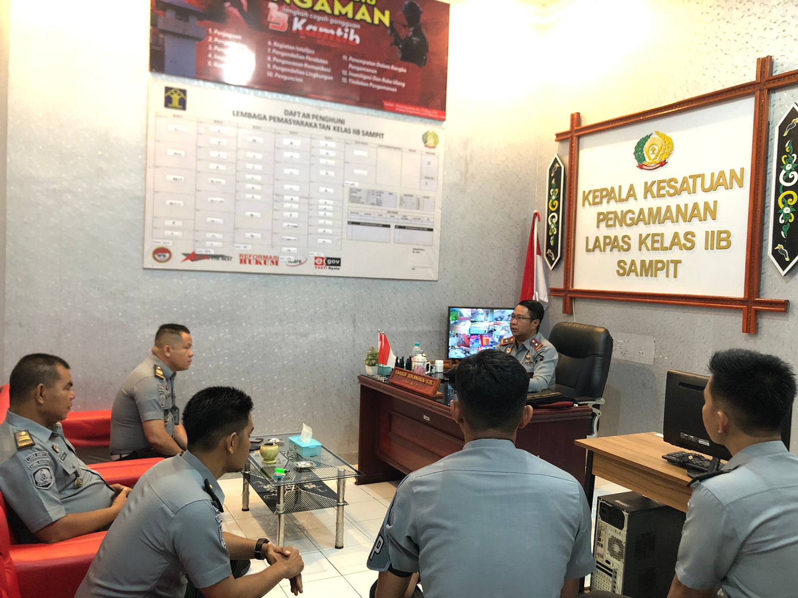 Kalapas Sampit Berikan Penguatan Tugas dan Fungsi Pengamanan untuk Keamanan Lapas 