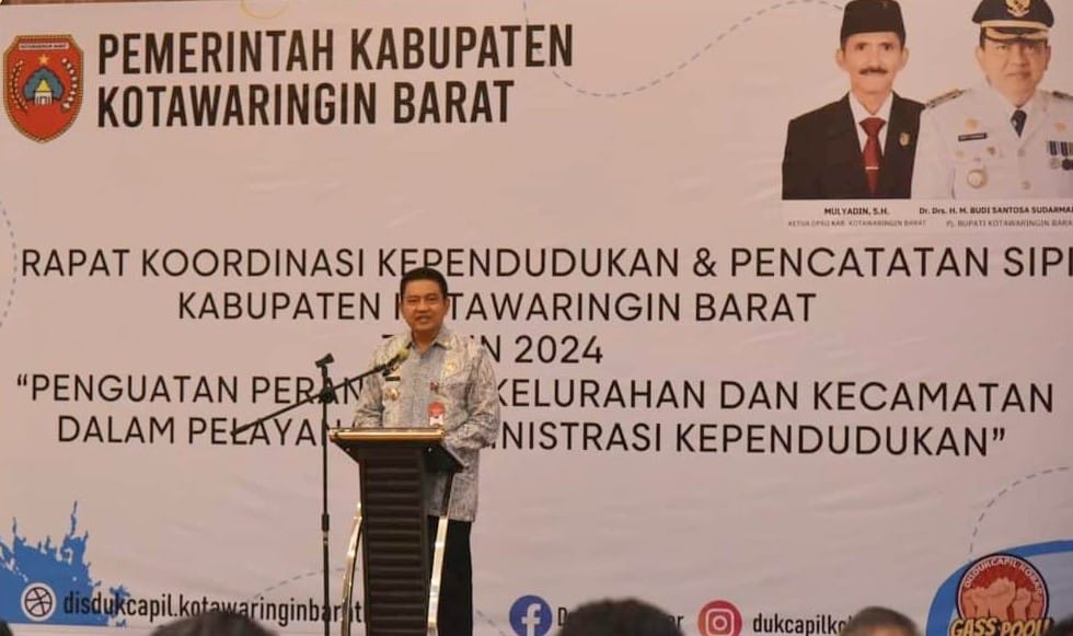 Pj. Bupati Budi Santosa Dorong Desa dan Kecamatan Perkuat Layanan Kependudukan