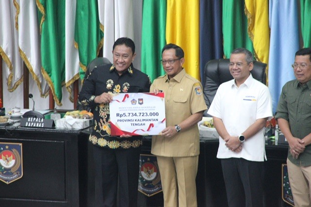 Pemprov Kalimantan Tengah Raih Penghargaan Insentif Fiskal 2024 atas Pengendalian Inflasi Daerah