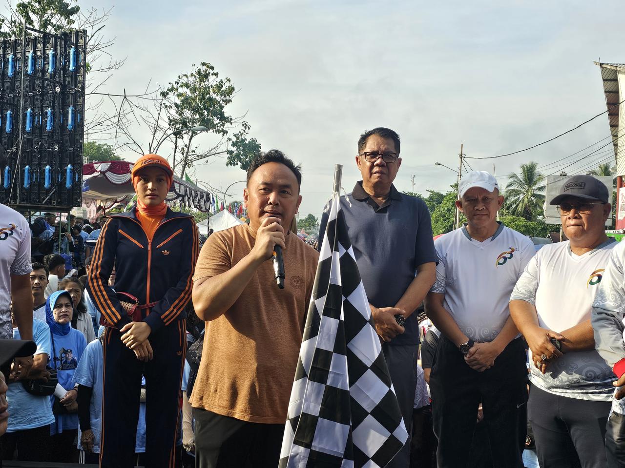 Rayakan HUT Ke-63, Bank Kalteng dan Pemprov Gelar Fun Walk Meriah di Kapuas hulu
