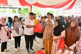 Wakil Gubernur Kalteng Resmikan Pasar Balancing di Murung Raya