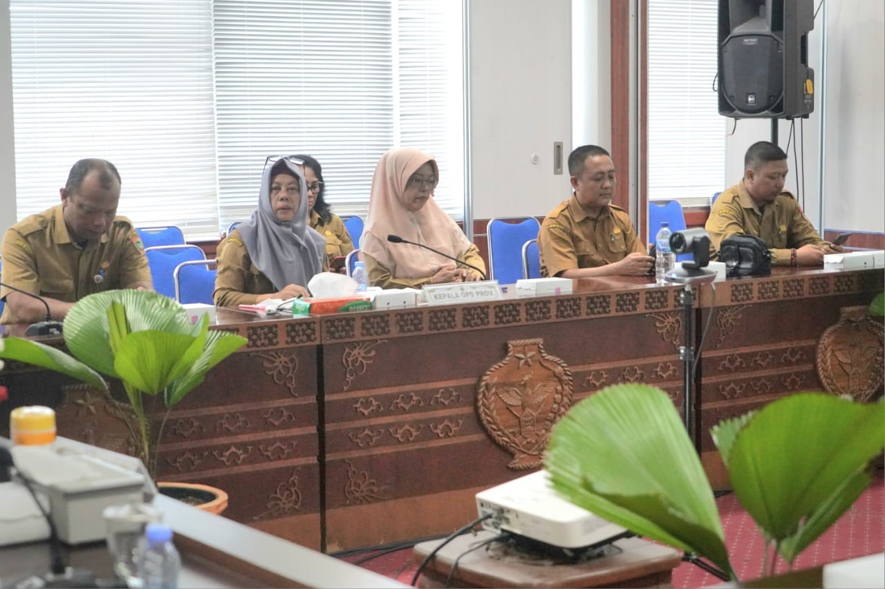 Asisten Ekbang Kalimantan Tengah Ikuti Rakor Inflasi Daerah Secara Virtual