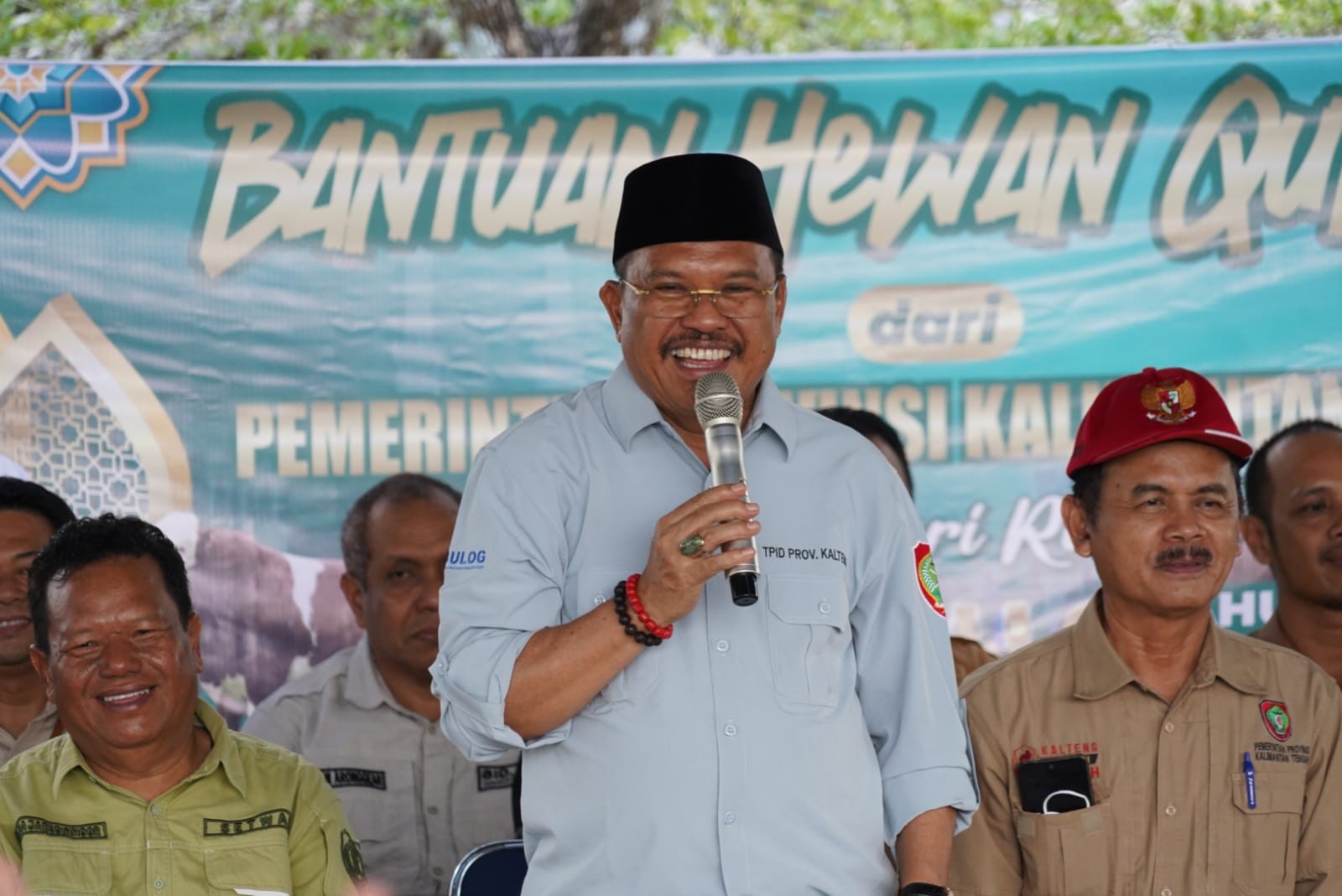 Pasar Murah dan Penyaluran Hewan Kurban oleh Pemerintah Provinsi Kalteng di Murung Raya