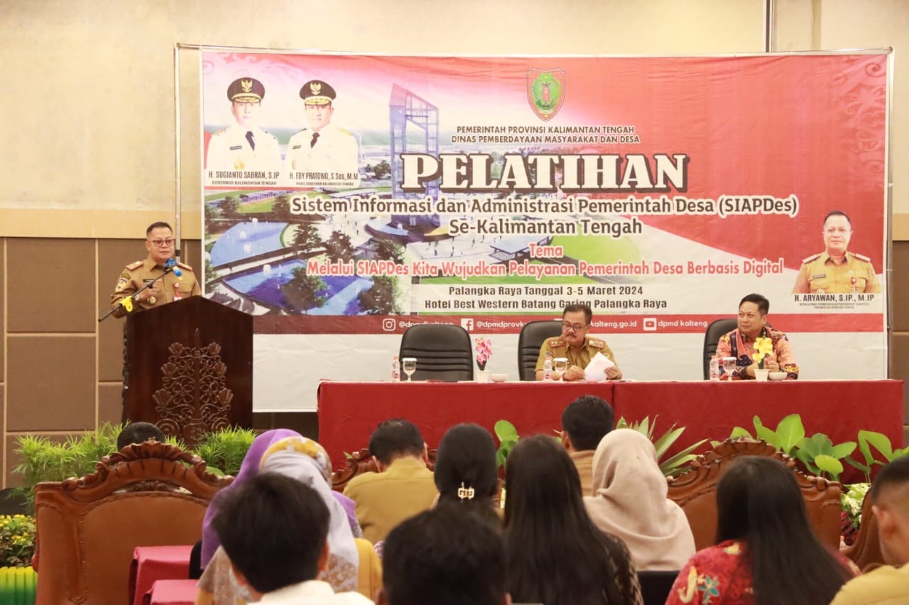 Asisten Pemerintahan Kalimantan Tengah Resmikan Pelatihan Aplikasi SIAPDes untuk Desa Cerdas