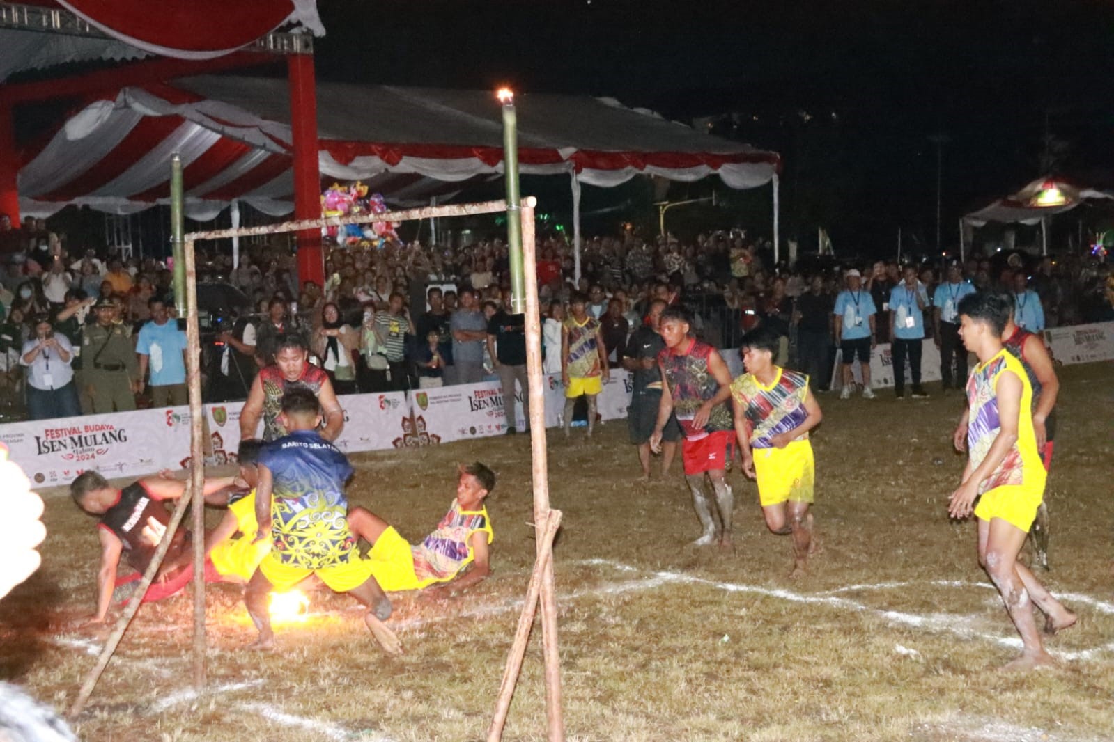 Lomba Sepak Sawut Meriahkan Festival Budaya Isen Mulang (FBIM) 2024
