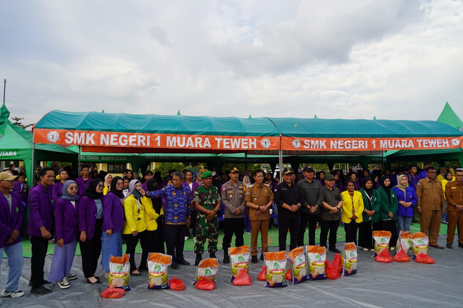 Wakil Gubernur Kalimantan Tengah Sosialisasi dan Gelar Pasar Murah di Kabupaten Barito Utara